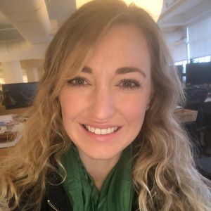 Meet your Posher, Kayla